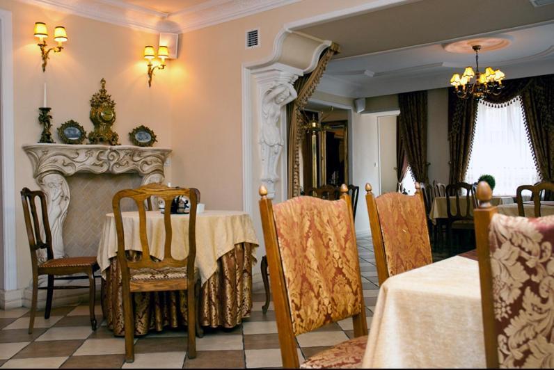 שצ'צ'אוונו-ז'דראוג' Hotel Maria Helena מראה חיצוני תמונה