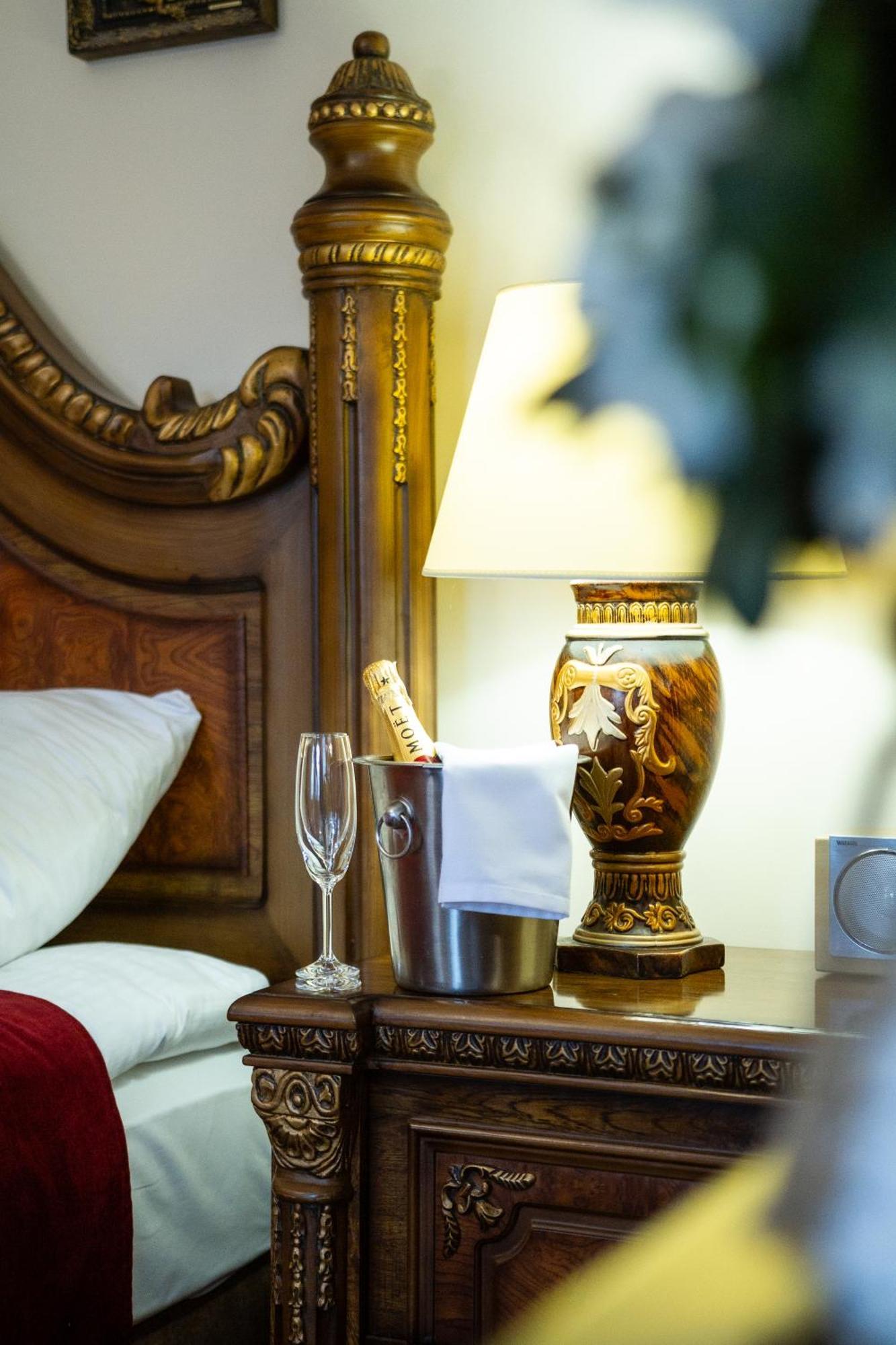 שצ'צ'אוונו-ז'דראוג' Hotel Maria Helena מראה חיצוני תמונה