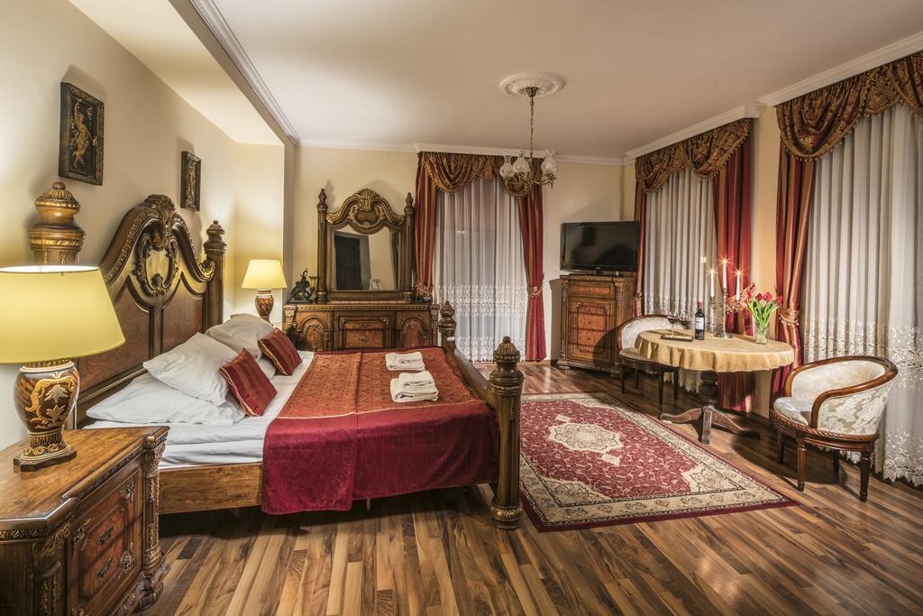 שצ'צ'אוונו-ז'דראוג' Hotel Maria Helena מראה חיצוני תמונה